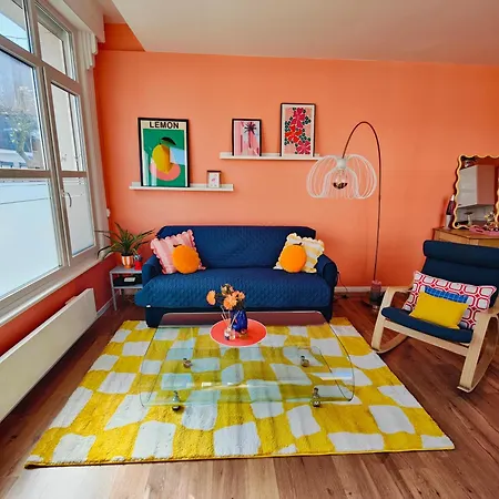Le 76 - Pop! Apartment *